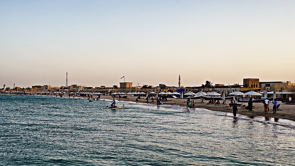 Al Wakrah — local market for service booking platforms