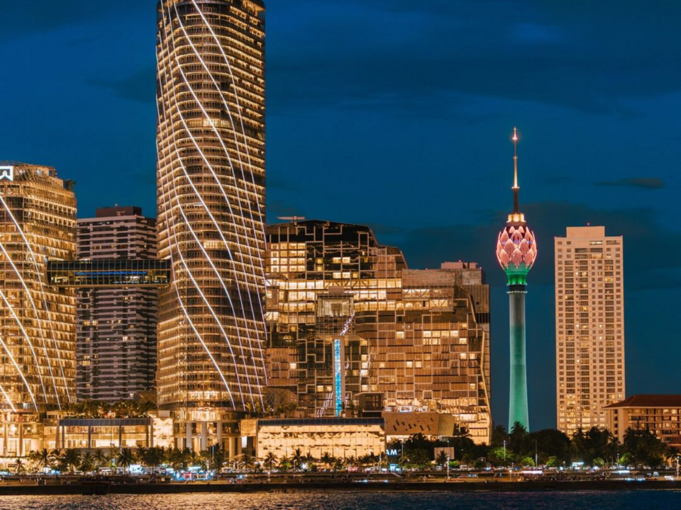 Colombo — local market for online stores