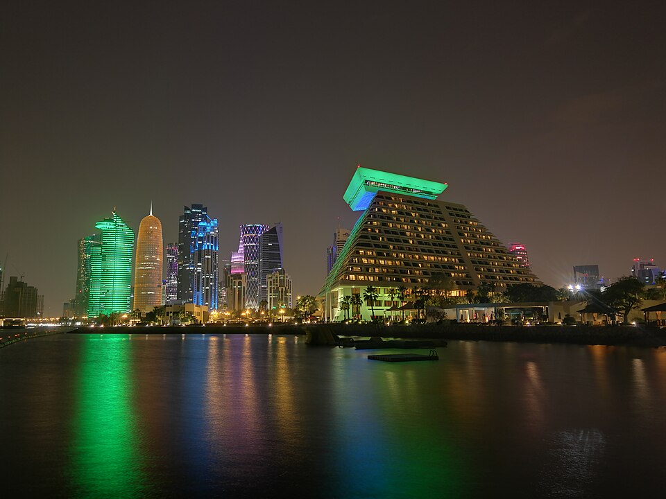 Doha — manufacturer and distributor portals for local businesses
