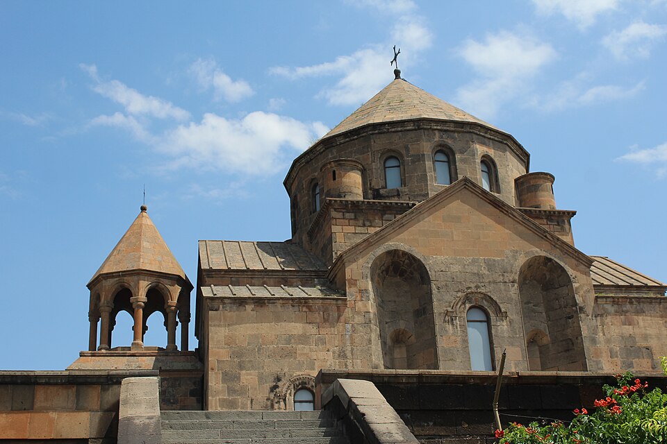 Vagharshapat — multi-vendor marketplaces for local businesses