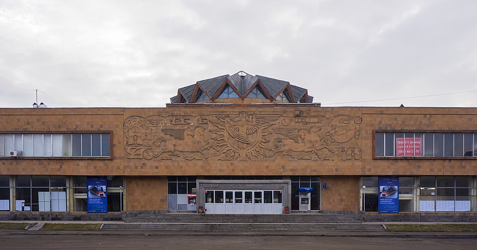 Gyumri — local market for multi-vendor marketplaces
