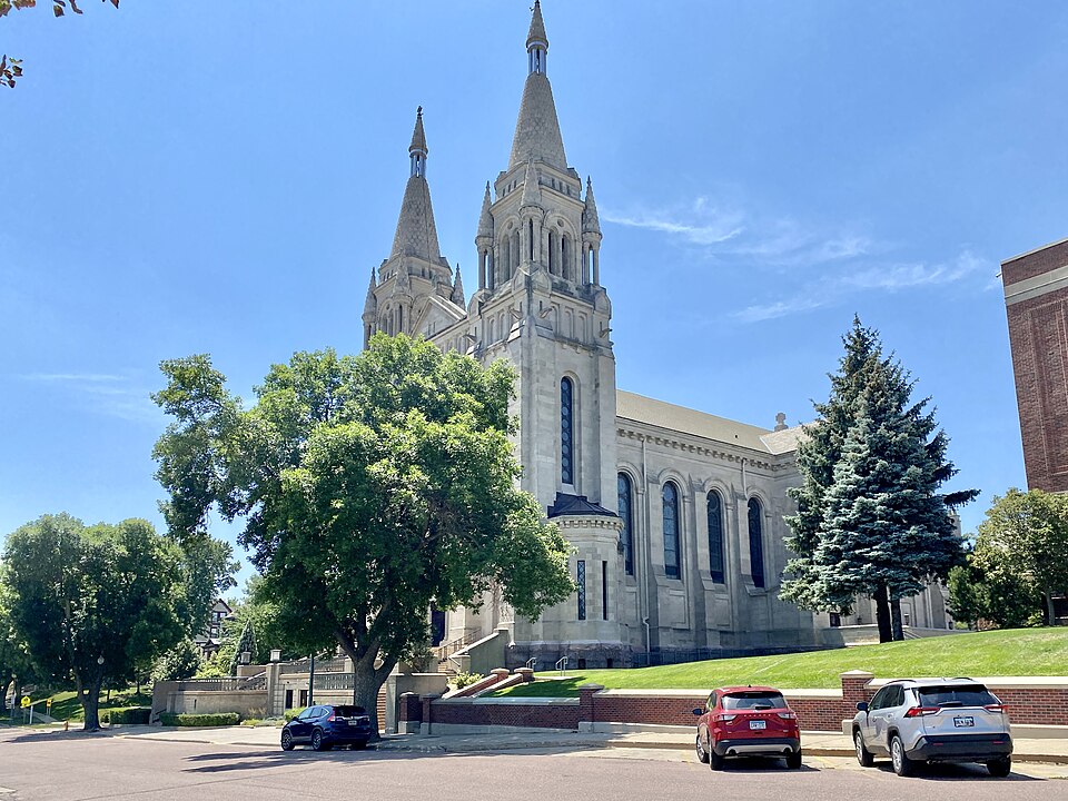 Sioux Falls — multi-vendor marketplaces for local businesses