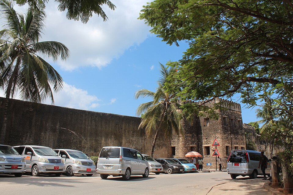 Zanzibar City — local market for subscription and membership platforms