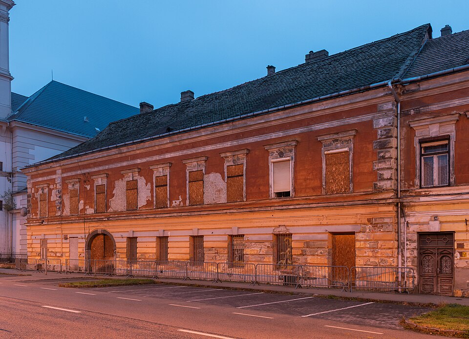 Győr — local market for custom e-commerce platforms