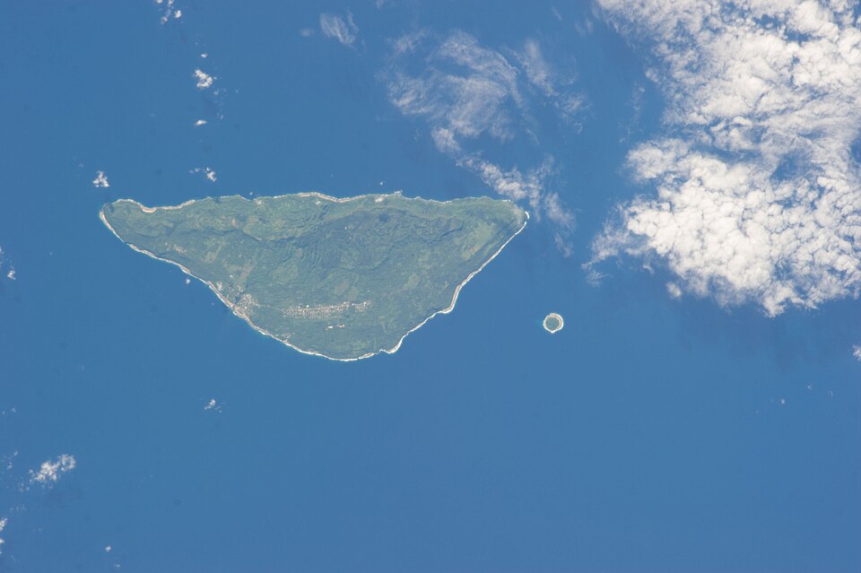 Tonga — international and multi-region stores for local businesses