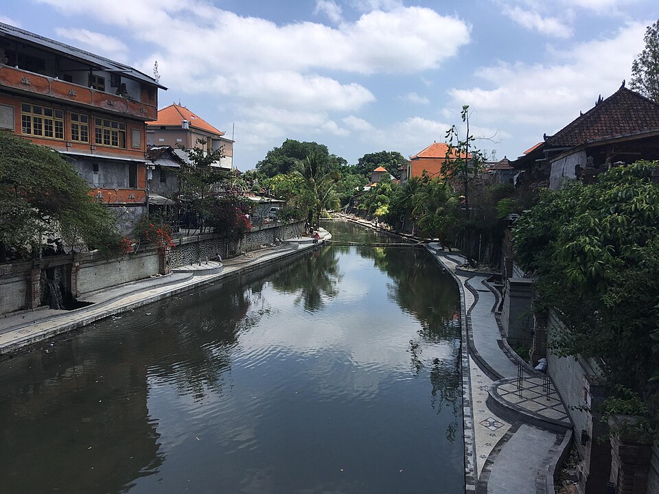 Denpasar (Bali) — manufacturer and distributor portals for local businesses