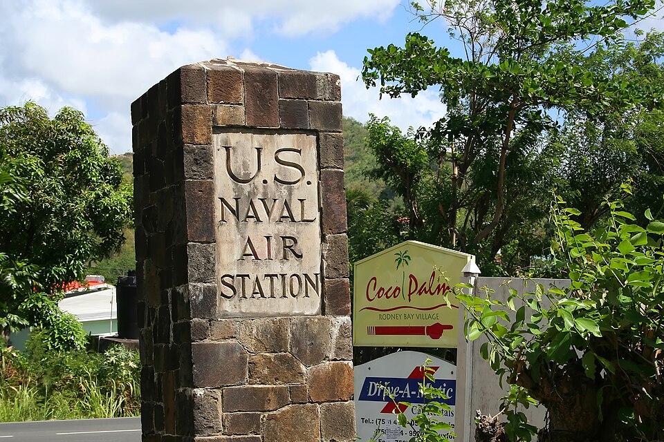 Gros Islet — local market for online stores