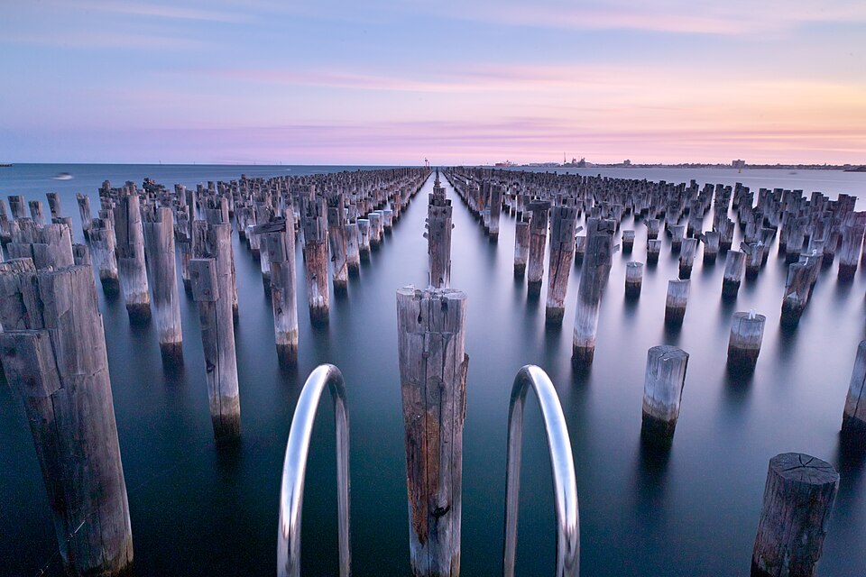 Melbourne — custom e-commerce platforms for local businesses