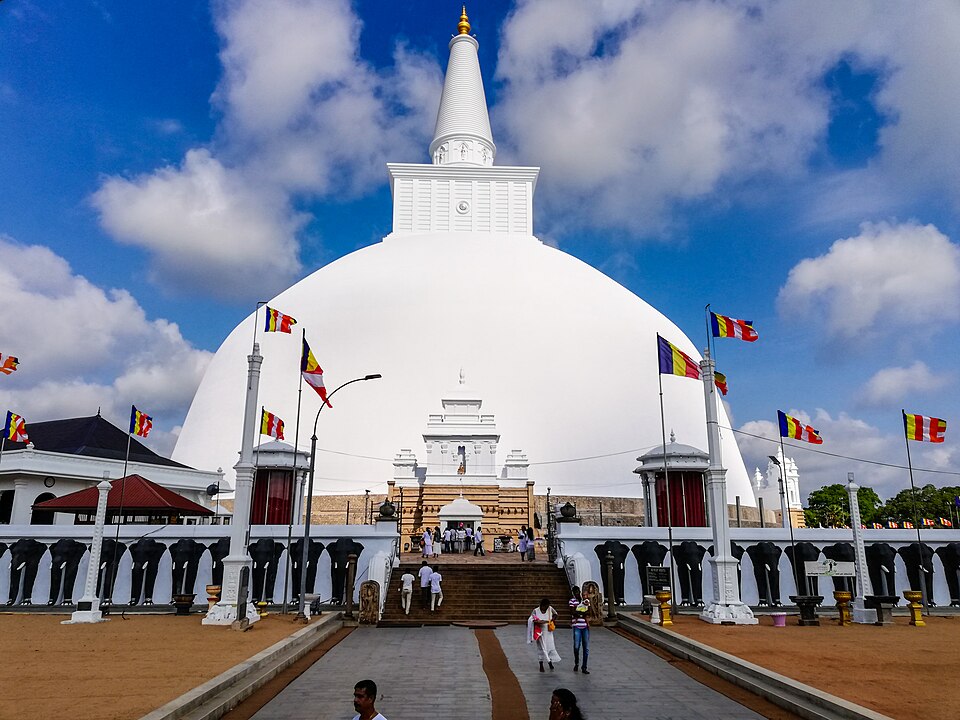 Anuradhapura — local market for online stores