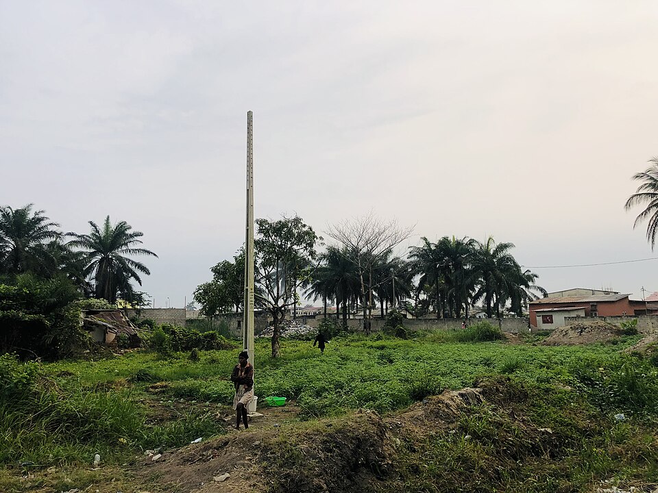 Cabinda — local market for service booking platforms