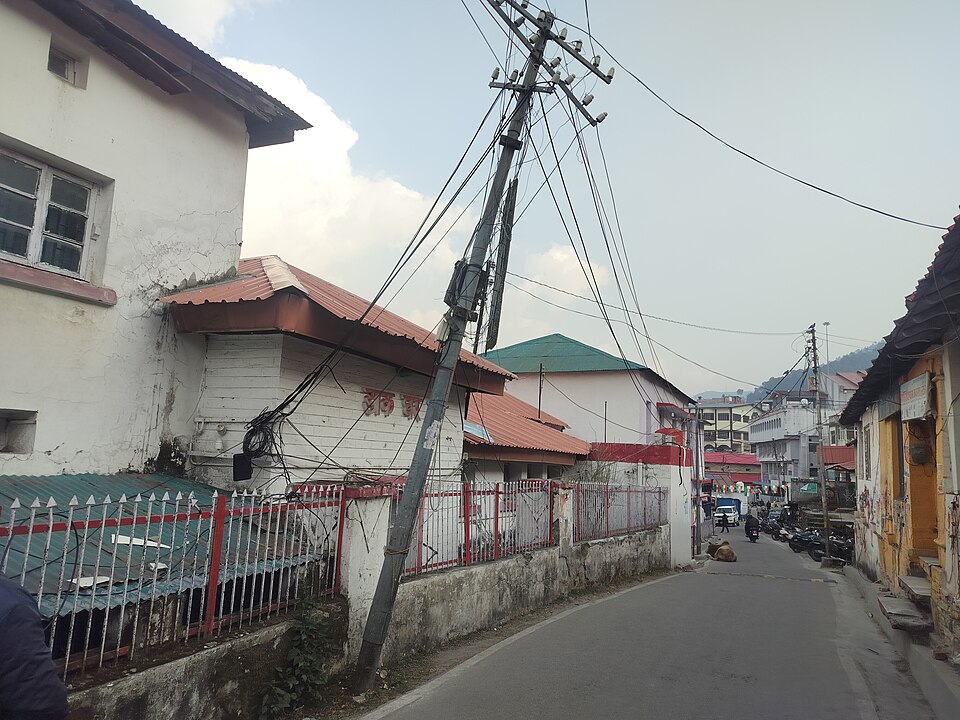 Pauri — local market for manufacturer and distributor portals