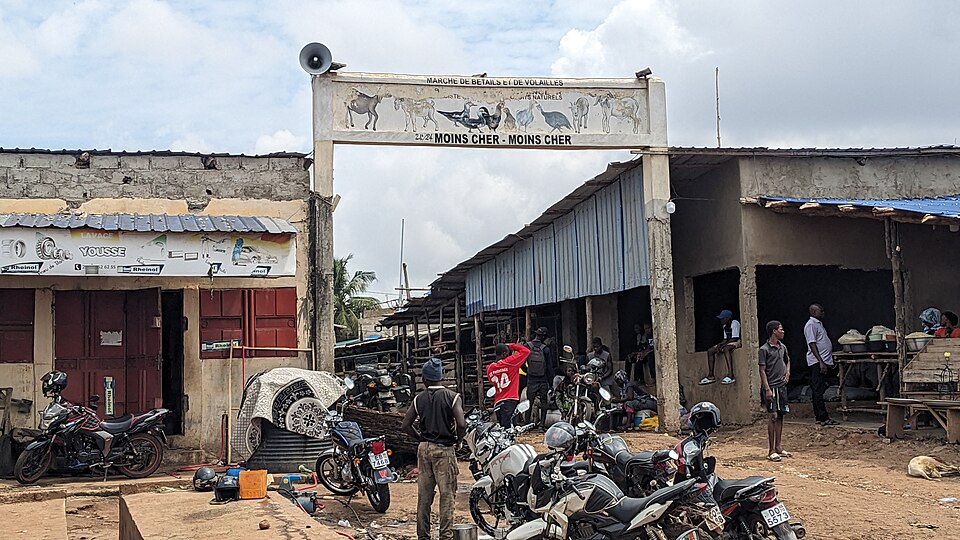 Lomé — mobile commerce apps for local businesses
