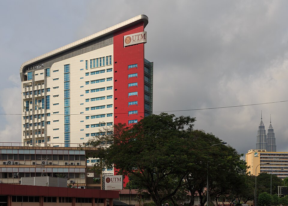 Kuala Lumpur — online stores for local businesses