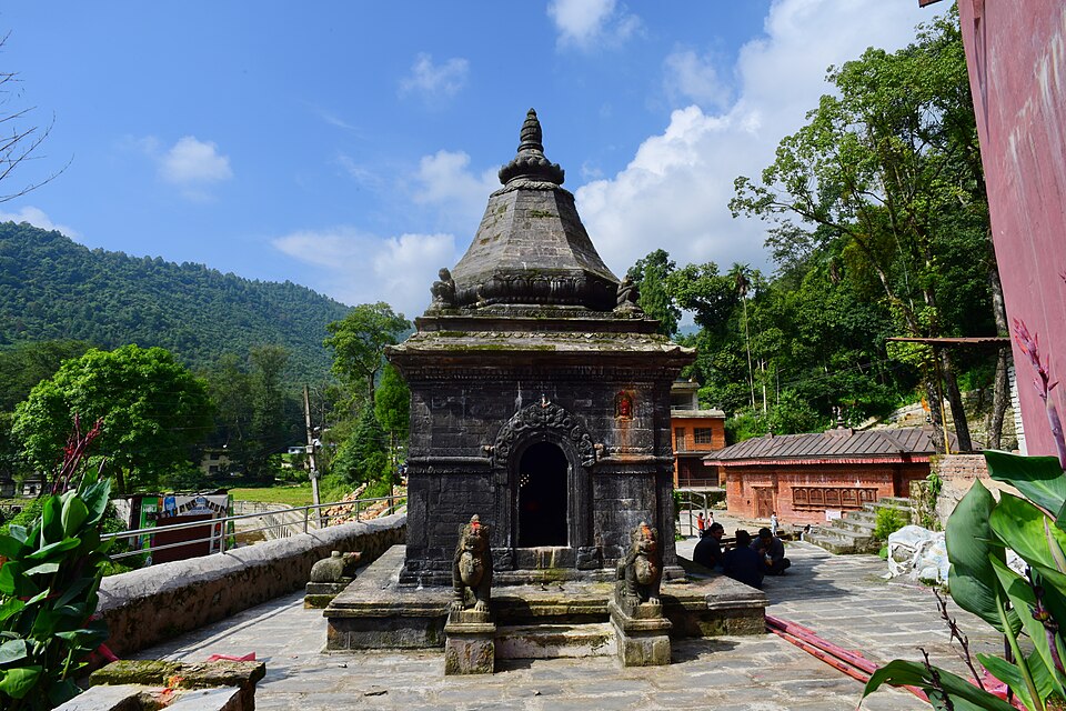 Lalitpur — local market for mobile commerce apps