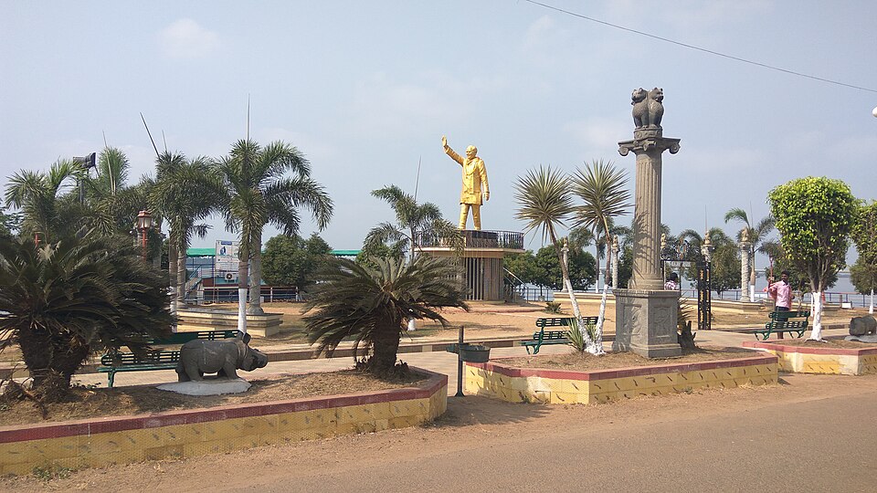 Yanam — local market for multi-vendor marketplaces