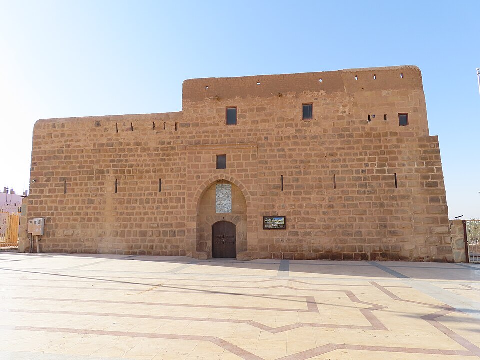 Tabuk — local market for online stores