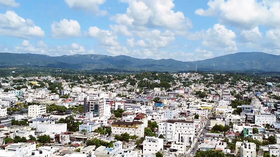San Francisco de Macorís — local market for online stores