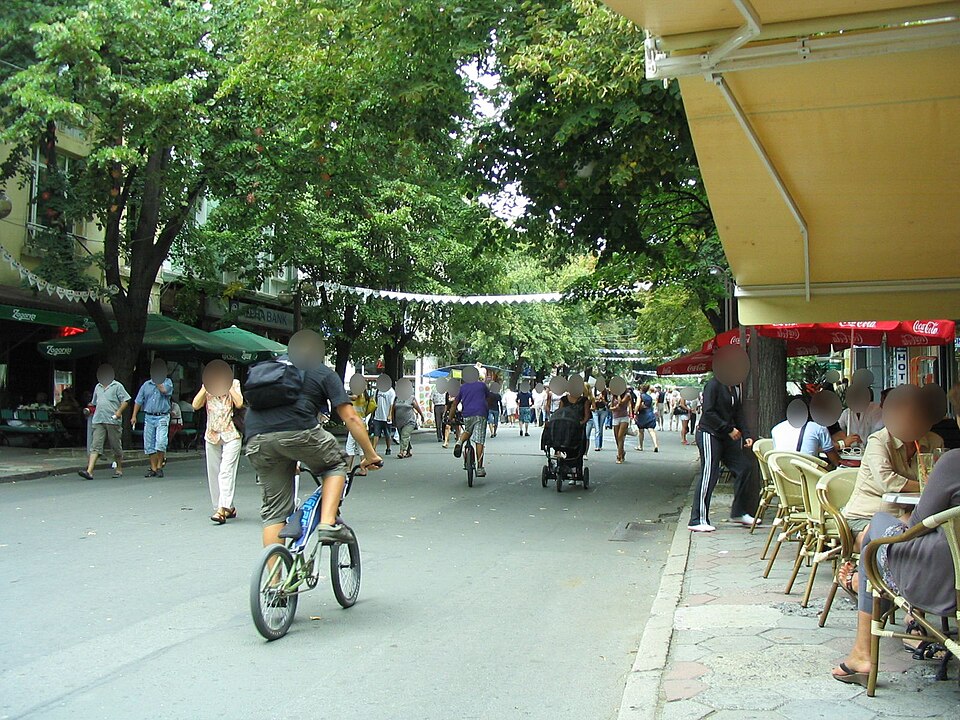 Burgas — local market for manufacturer and distributor portals
