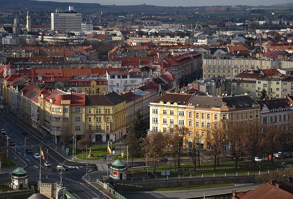 Hradec Králové — local market for multi-vendor marketplaces