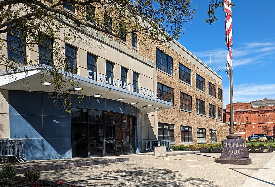 Cincinnati — B2B and wholesale portals for local businesses