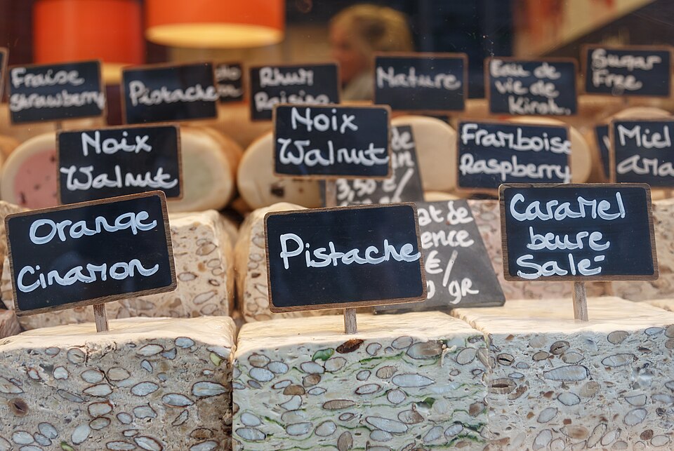 Bruges — local market for service booking platforms