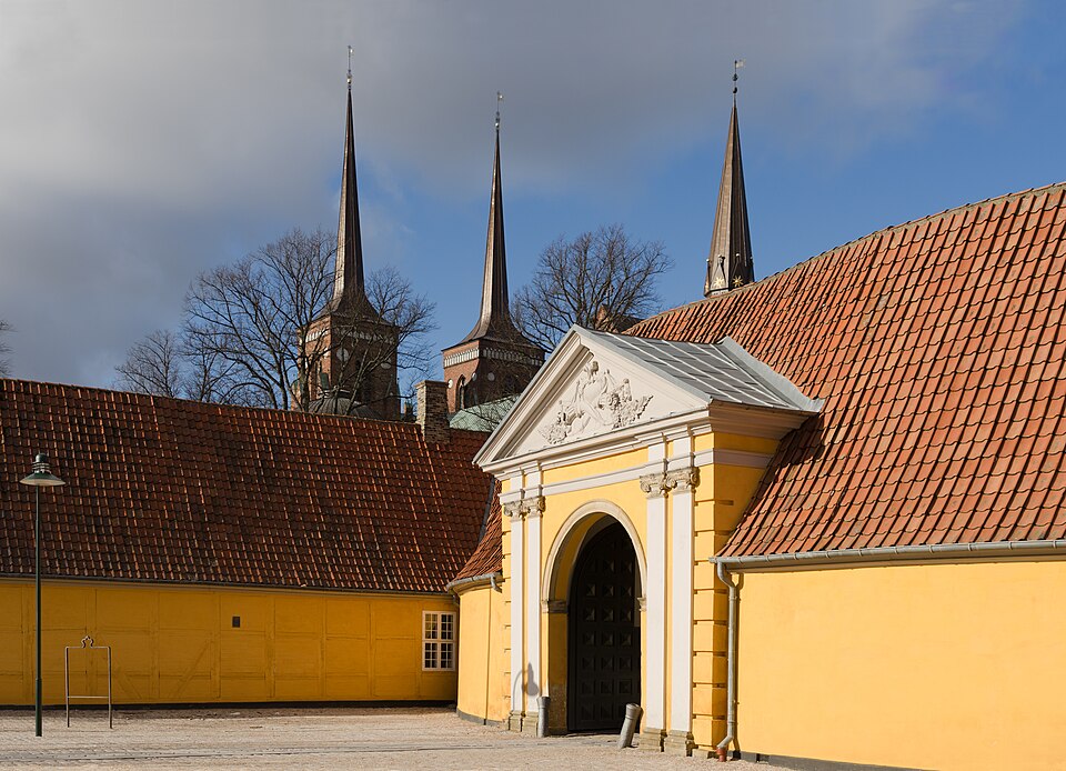 Roskilde — manufacturer and distributor portals for local businesses