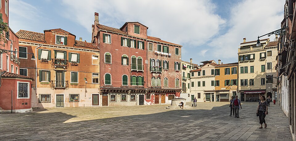 Venice — manufacturer and distributor portals for local businesses