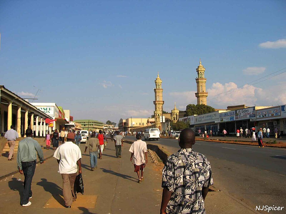 Lilongwe — local market for mobile commerce apps