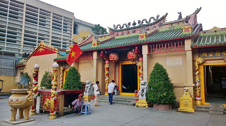Thu Dau Mot (Binh Duong) — local market for multi-vendor marketplaces