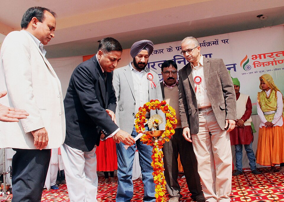 Sirsa — local market for manufacturer and distributor portals