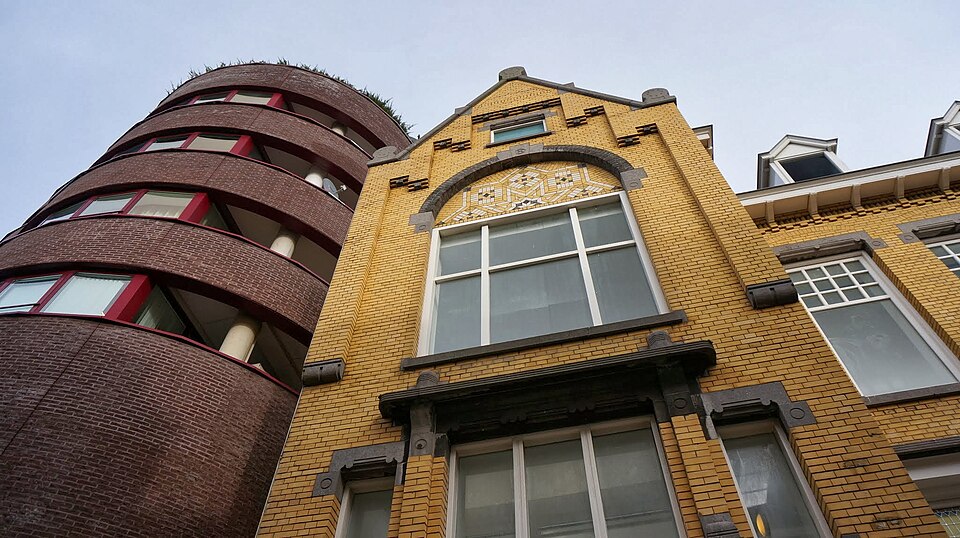 The Hague — local market for custom e-commerce platforms
