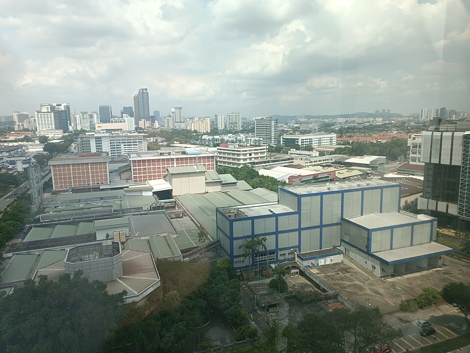 Petaling Jaya — manufacturer and distributor portals for local businesses