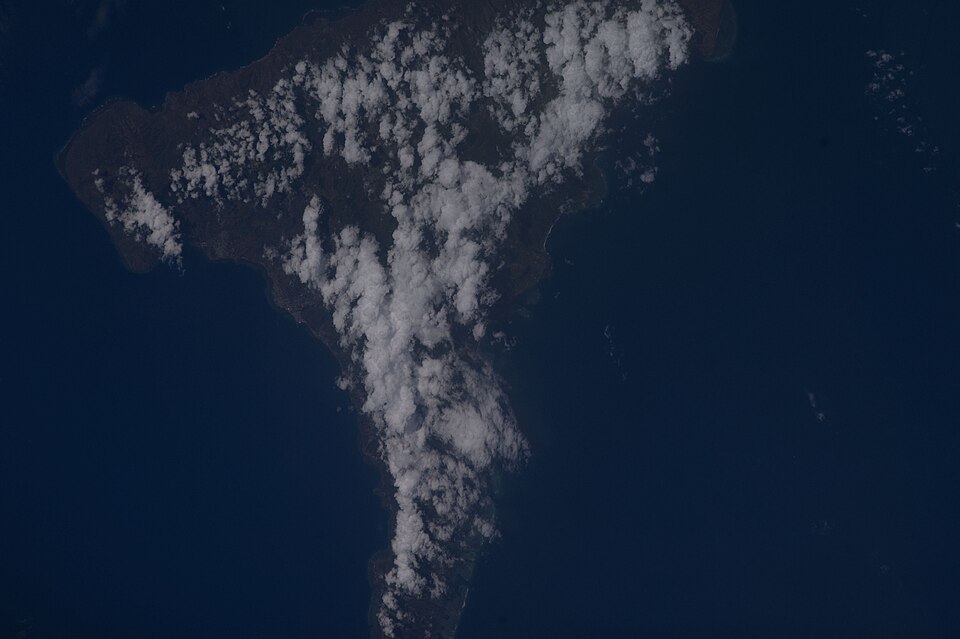 Comoros — local market for mobile commerce apps