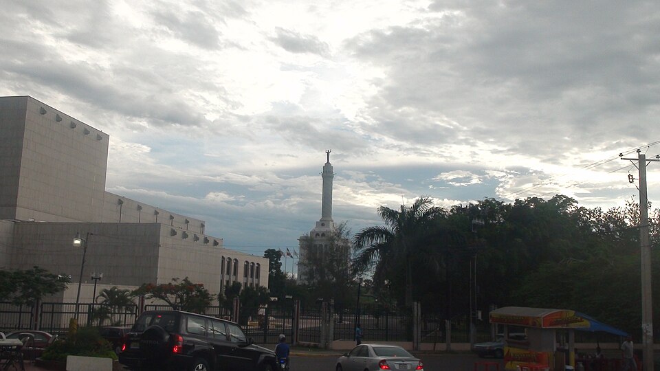 Santiago de los Caballeros — local market for manufacturer and distributor portals