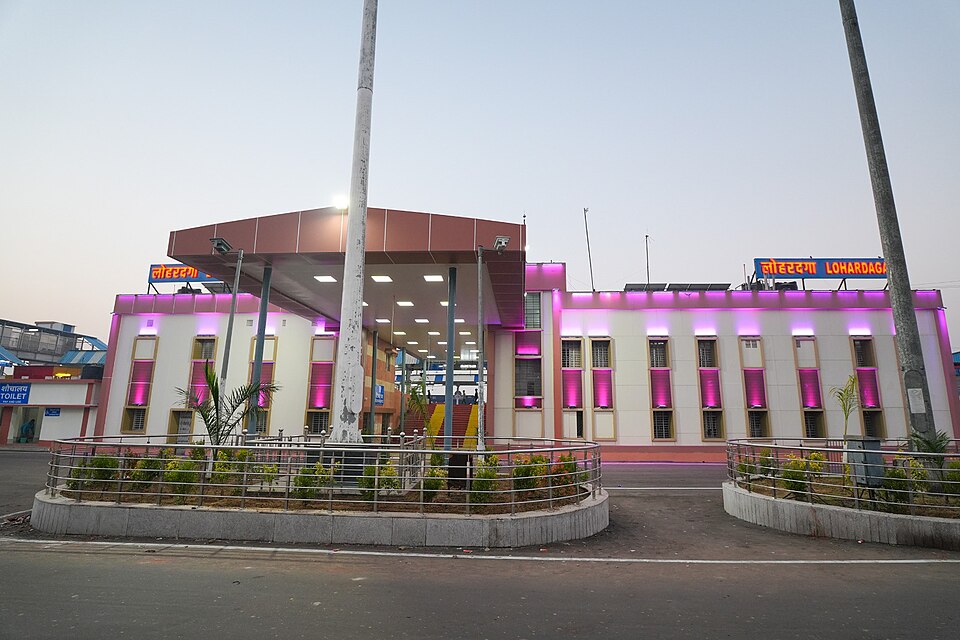 Lohardaga — local market for manufacturer and distributor portals