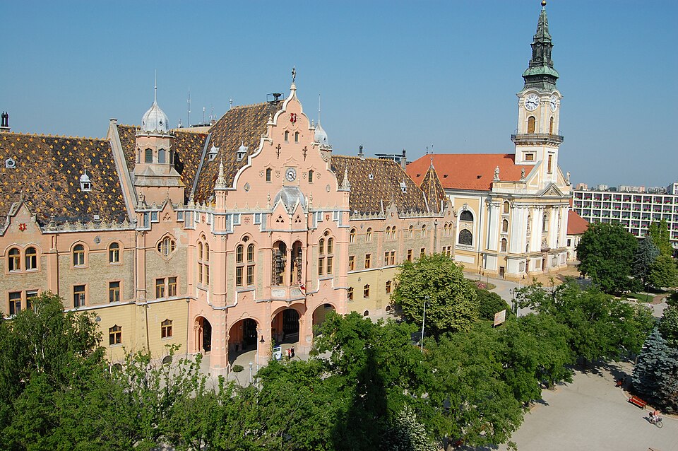 Kecskemét — local market for online stores