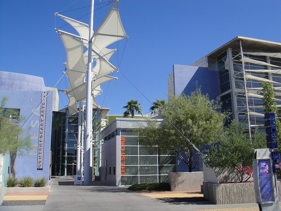 Mesa — local market for online stores