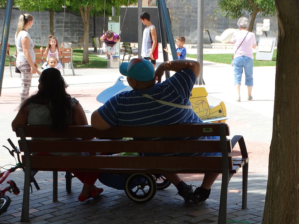 Palma de Mallorca — international and multi-region stores for local businesses