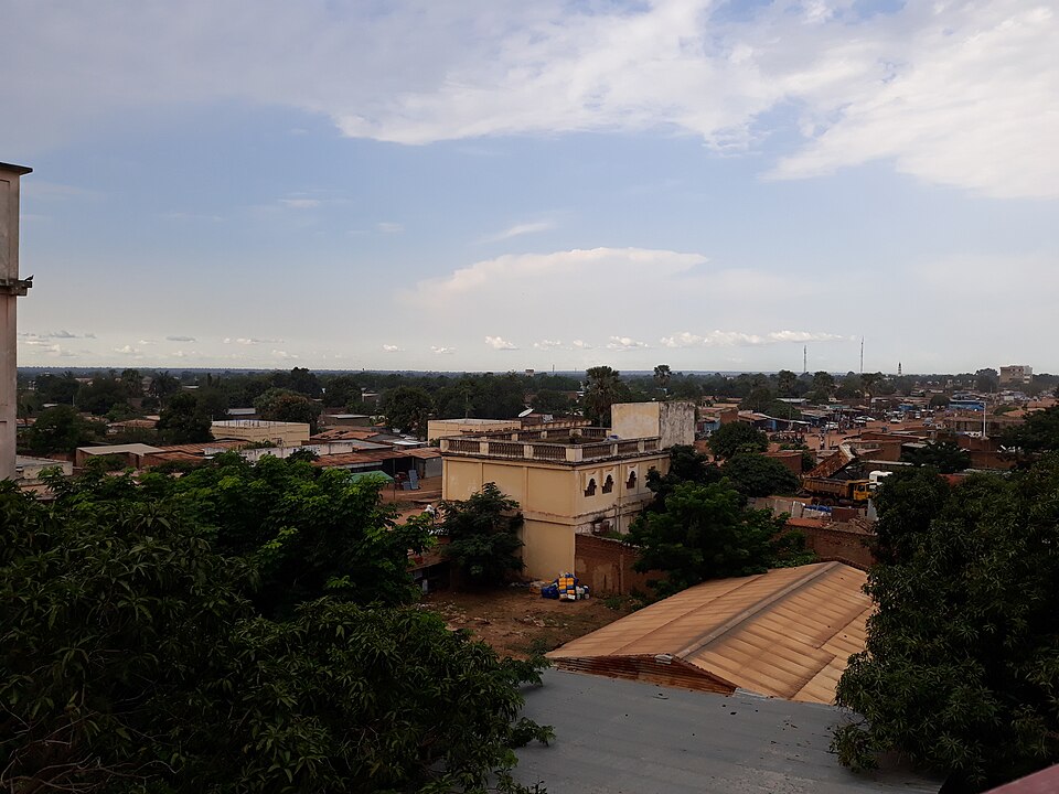 Moundou — local market for online stores