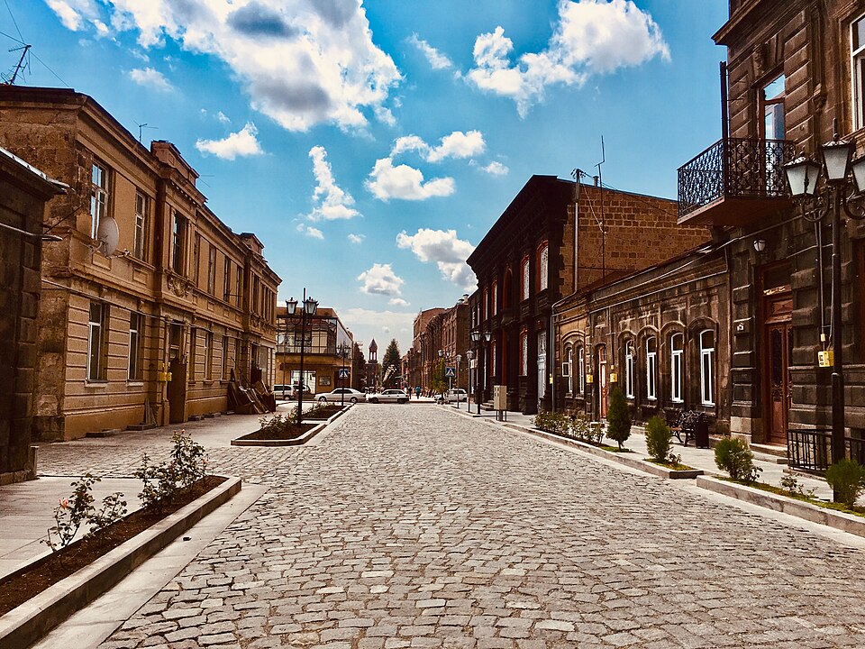 Gyumri — local market for online stores