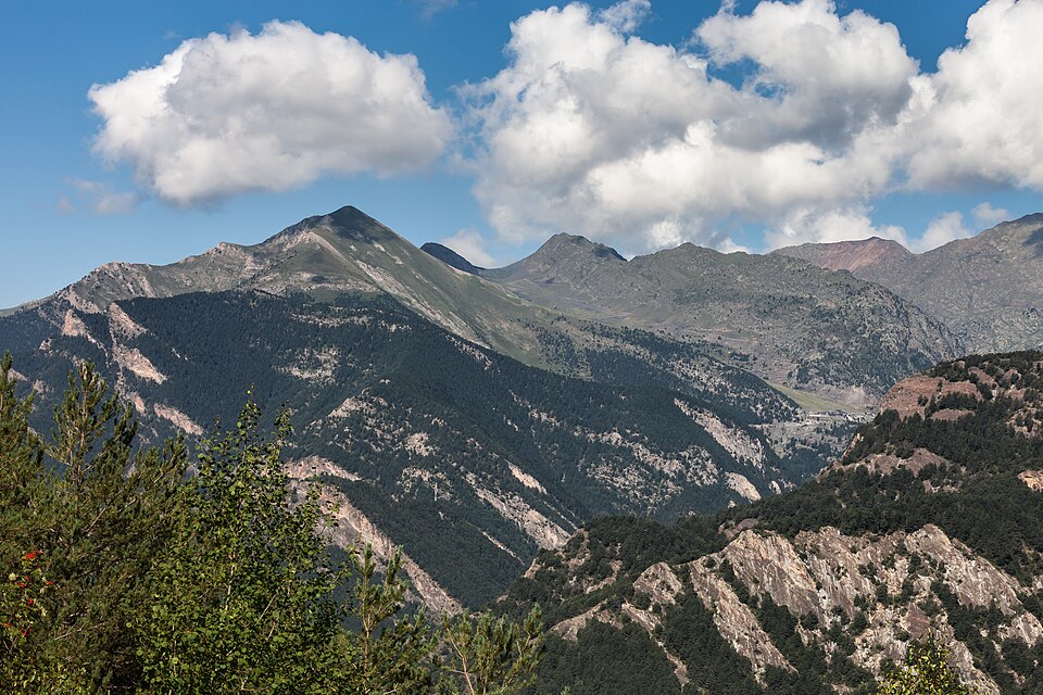 Andorra — service booking platforms for local businesses