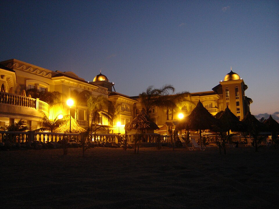 La Ceiba — service booking platforms for local businesses
