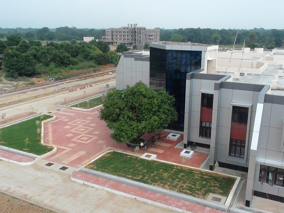 Bargarh — local market for custom e-commerce platforms