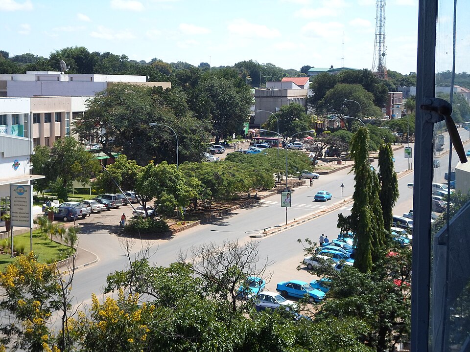 Livingstone — local market for online stores