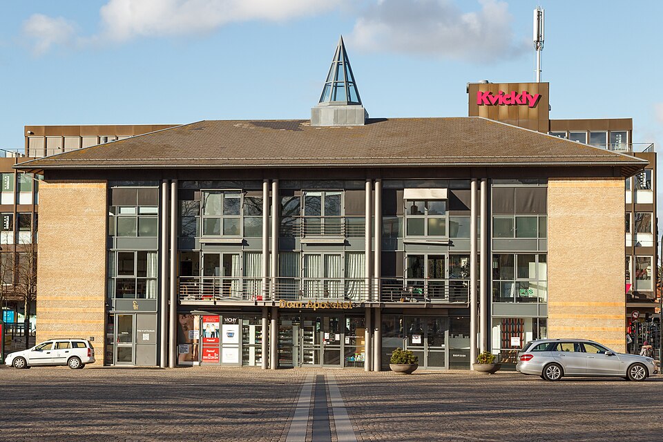 Roskilde — multi-vendor marketplaces for local businesses