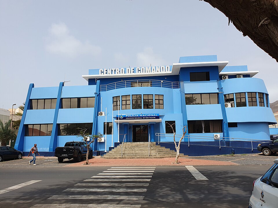 Mindelo — international and multi-region stores for local businesses