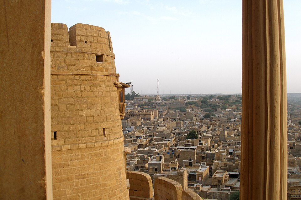 Jaisalmer — local market for custom e-commerce platforms