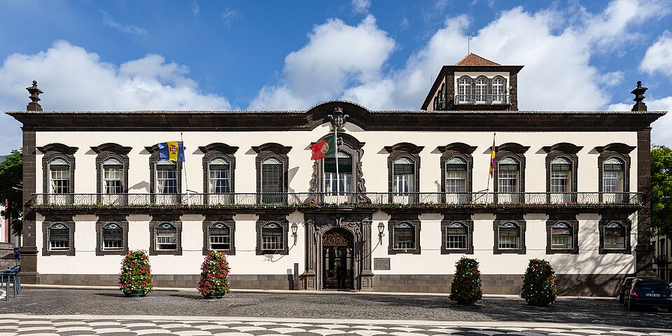 Funchal — local market for subscription and membership platforms