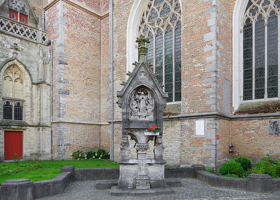 Bruges — international and multi-region stores for local businesses