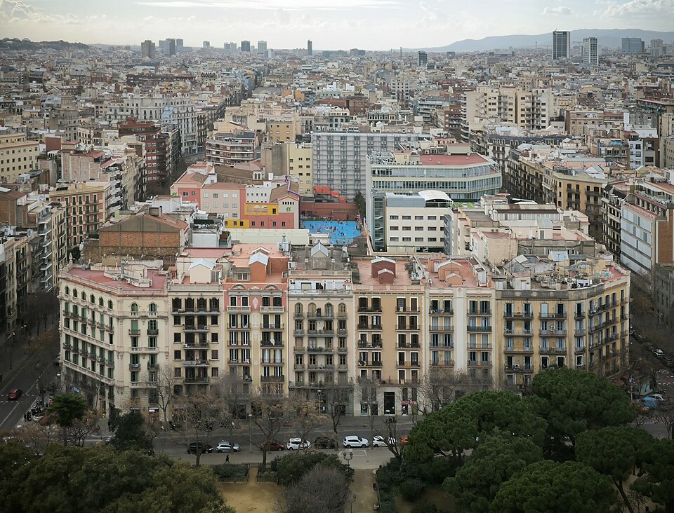Barcelona — local market for manufacturer and distributor portals